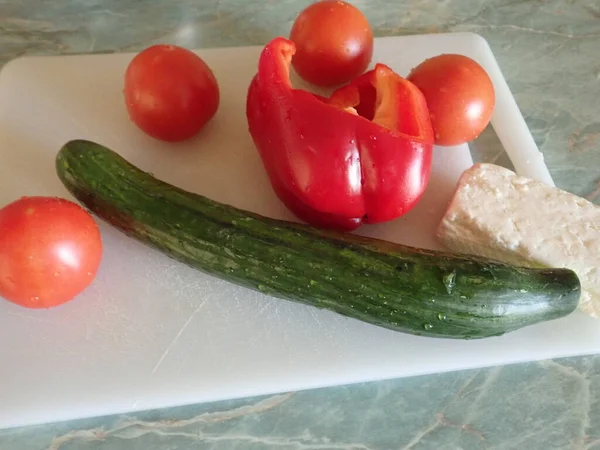 新鮮な野菜のバルカンサダッドのキッチン自家製保存 — ストック写真