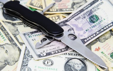 Çok amaçlı pinknife Doları backnotes üzerinde