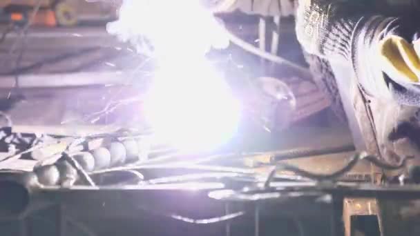 Svetsare Svetsning Metall Mask — Stockvideo