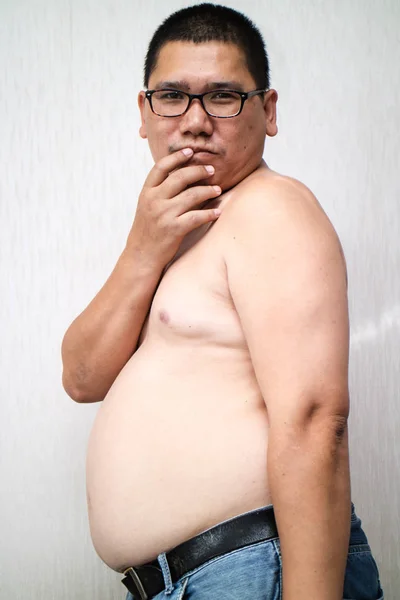 Vrolijke dikke man — Stockfoto