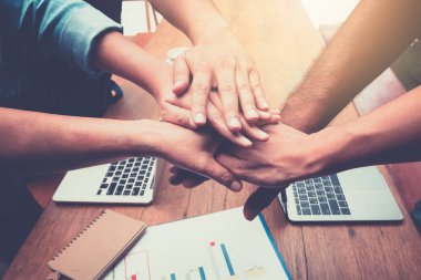 Ekip çalışması işbirliği kavramı elleri vardı