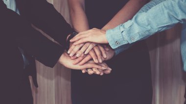 Ekip çalışması işbirliği kavramı elleri vardı