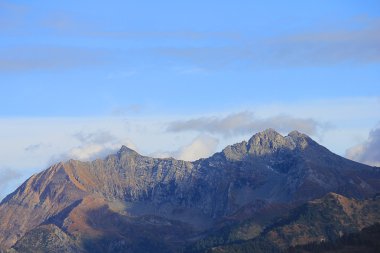 İtalyan dağların panoramik görünüm