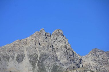 dağ taş ile yaz aylarında manzara