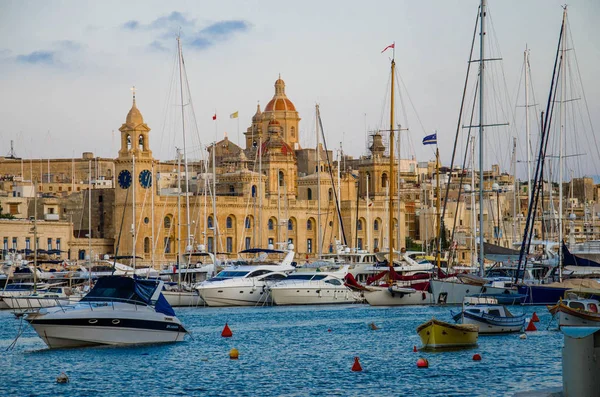 Łodzie Porcie Trzech Miastach Malty Grand Harbour Marina Birgu Jacht — Zdjęcie stockowe
