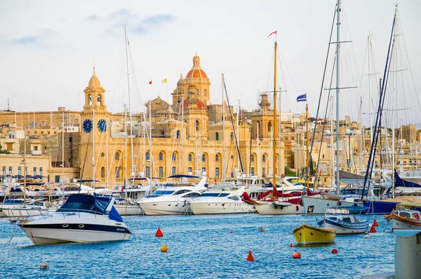 Łodzie Porcie Trzech Miastach Malty Grand Harbour Marina Birgu Jacht — Zdjęcie stockowe