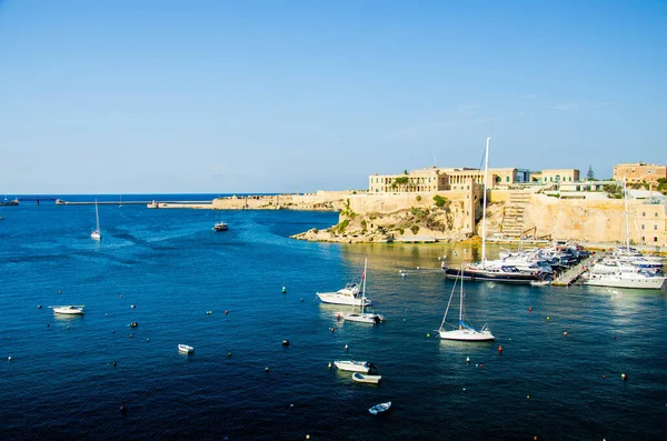 Όμορφα Γιοτ Στο Μεγάλο Λιμάνι Τρεις Πόλεις Της Μάλτας Royalty Free Φωτογραφίες Αρχείου