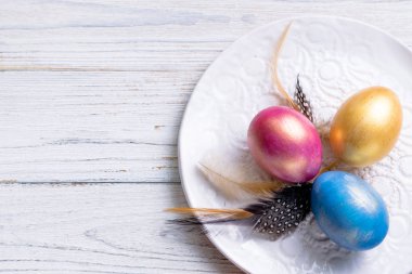 Mutlu Paskalyalar! Paskalya yumurtaları. Paskalya arka plan. Renkli Paskalya yumurtaları
