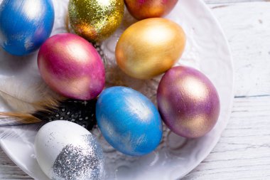 Mutlu Paskalyalar! Paskalya yumurtaları. Paskalya arka plan. Renkli Paskalya yumurtaları