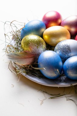 Mutlu Paskalyalar! Paskalya yumurtaları. Paskalya arka plan. Renkli Paskalya yumurtaları