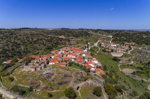 Havadan görünümü, tarihi köy, Castelo Mendo Portekiz — Stok fotoğraf