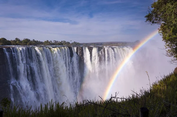 View of the Victoria Falls with rainbow in Zimbabwe — Stock Photo, Image