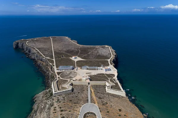 Vista aérea da Fortaleza de Sagres no Ponto de Sagres no Algarve — Fotografia de Stock