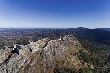 Marvao Köyü Alentejo, Portekiz Hava görünümünü; Kavram Portekiz seyahat ve Portekiz en güzel yerleri