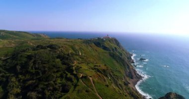 Sintra, Portekiz güzel Roca Cape (Cabo da Roca) bir dron üzerinden havadan görünümü.