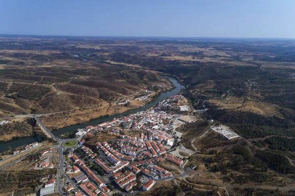 Portekiz Alentejo Kentindeki Geleneksel Mertola Köyünün Hava Manzarası — Stok fotoğraf