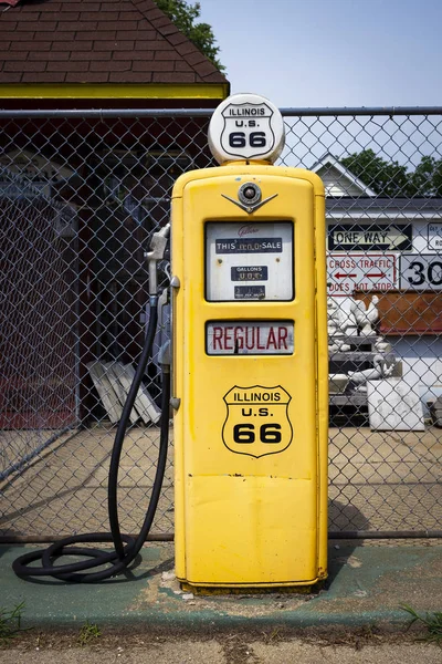 Williamsville Illinois Usa Luglio 2014 Una Pompa Benzina Vintage Alla — Foto Stock