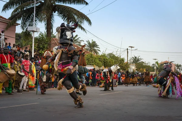 Bissau Republika Guinea Bissau Února 2018 Skupina Mužů Tradičními Maskami — Stock fotografie