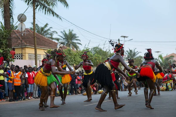 Bissau Republika Guinea Bissau Února 2018 Skupina Mladých Dívek Tančících — Stock fotografie