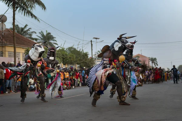 Bissau Republika Guinea Bissau Února 2018 Skupina Mužů Tradičními Maskami — Stock fotografie