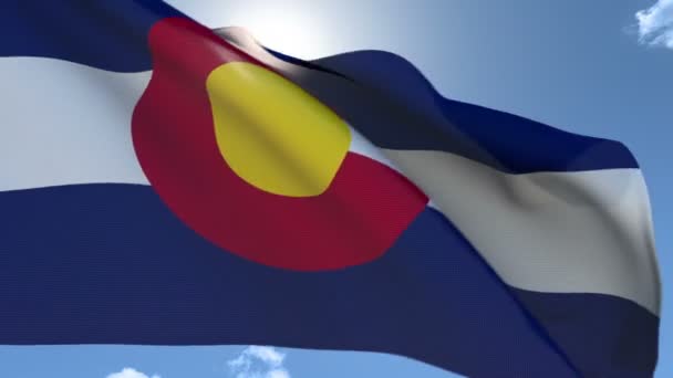風になびかせてコロラド州の旗 — ストック動画