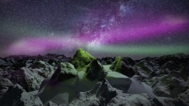 Aurora Borealis Dağı