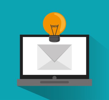 Laptop ve sosyal medya tasarım