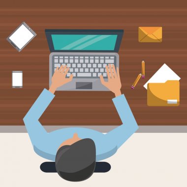 renkli arka plan üzerinde adam üstten görünüm içinde laptop çalışma masasında