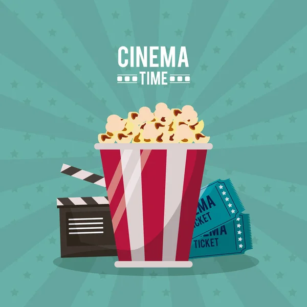 Kolorowy plakat czasu kino z clapperboard i bilety za popcorn w zbliżenie — Wektor stockowy