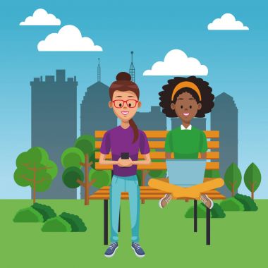 Gençlerle smartphone ve dizüstü