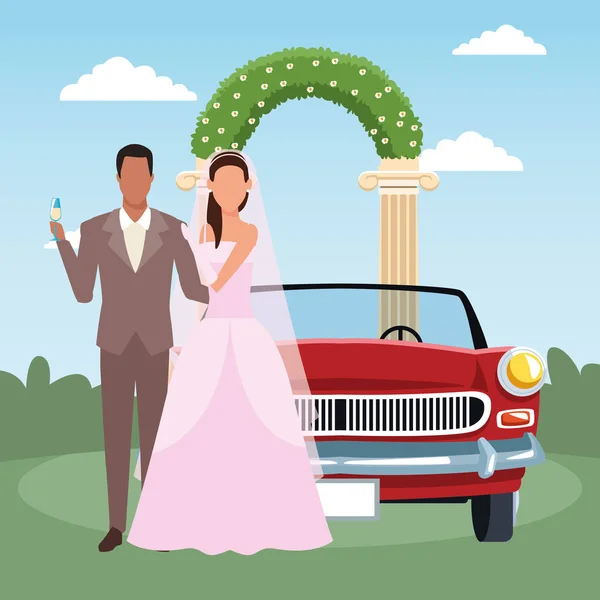 Jen ženatý pár stojící a klasické auto přes květinový oblouk a krajina pozadí — Stockový vektor