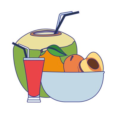 Hindistan cevizi suyu ve meyveli kase.