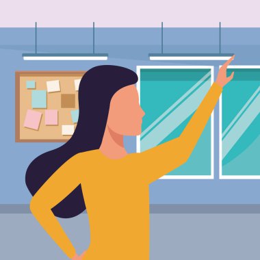 Kol yukarı ile Yönetici iş kadını