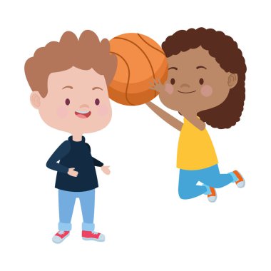 Basketbol oynayan sevimli çocuklar.