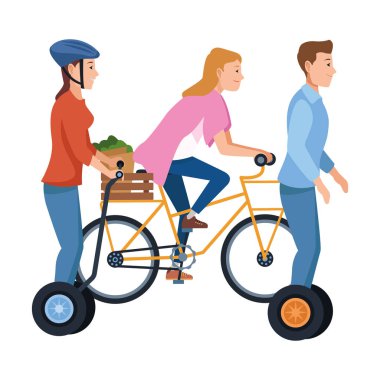 Bisiklet ve elektrikli scooter kullanan lar