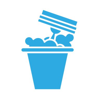 köpük çizgisi biçimindeki plastik kovayı temizleyin