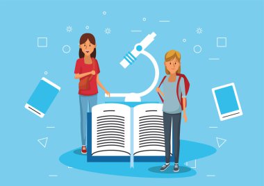 Öğrenci kızlarla çevrimiçi eğitim teknolojisi