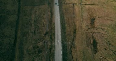 Havadan görünümü güzel manzara. Arabalar niteliğine şehir dışında kırsal yolda sürme.