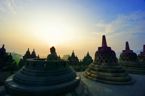 Salida del sol del templo de Borobudur —  Fotos de Stock