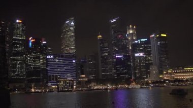 Singapur, 26 Mart 2017: gece şehir manzaraları