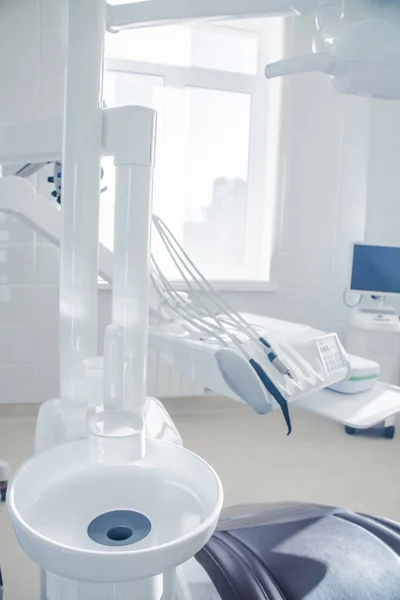 Moderne Zahnärztliche Geräte Der Zahnarztpraxis Krankenhaus — Stockfoto