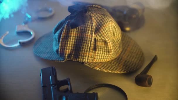 Detective Holmes Accessoires Voor Onderzoek Justitie — Stockvideo