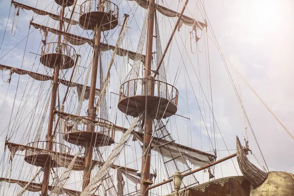 Mast Ancient Sailing Pirate Ship Closeup — Stock Photo, Image