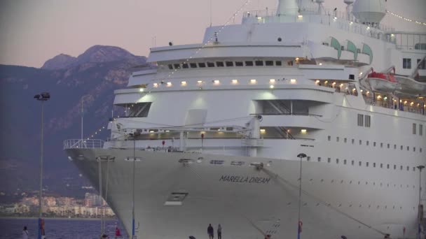 Alanya Turquia Dezembro 2019 Navio Cruzeiro Porto Alanya — Vídeo de Stock