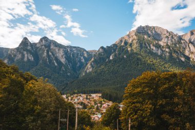 18 / Eylül / 2019-Romanya / Brasov Transilvanya 'daki Cantacuzino Şatosundan İnanılmaz Görüntü