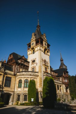 18 / Eylül / 2019-Romanya / Peles Kalesinin Brasov Fotoğrafı