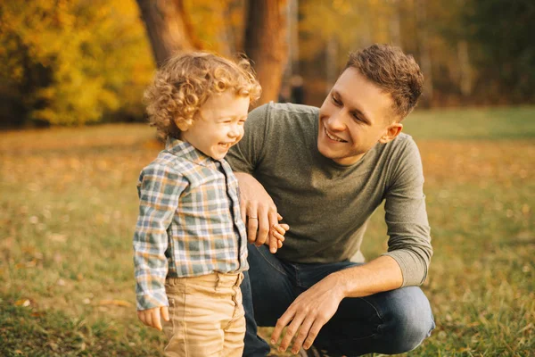 Happy family time, time together father and son — Stock Photo, Image