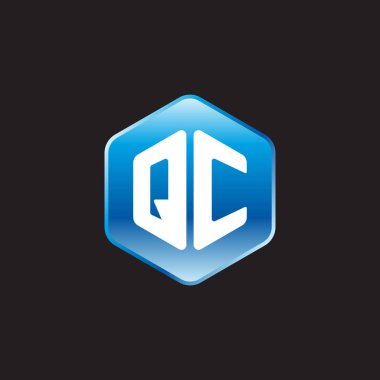 ilk beyaz harflerle qc siyah zemin üzerine mavi üye