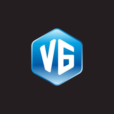 Siyah arkaplanda ilk beyaz harfler vg