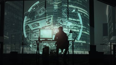 Web programcısı akşam gökdelenleri ve bilgi grafiklerinin arka planı üzerinde çalışıyor.